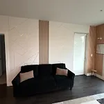 2Bd Midtown Atl W-Balcony & Black Truck Option