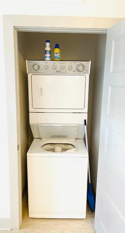 Apartment Greek -- Battery Stadium Lux 2/2