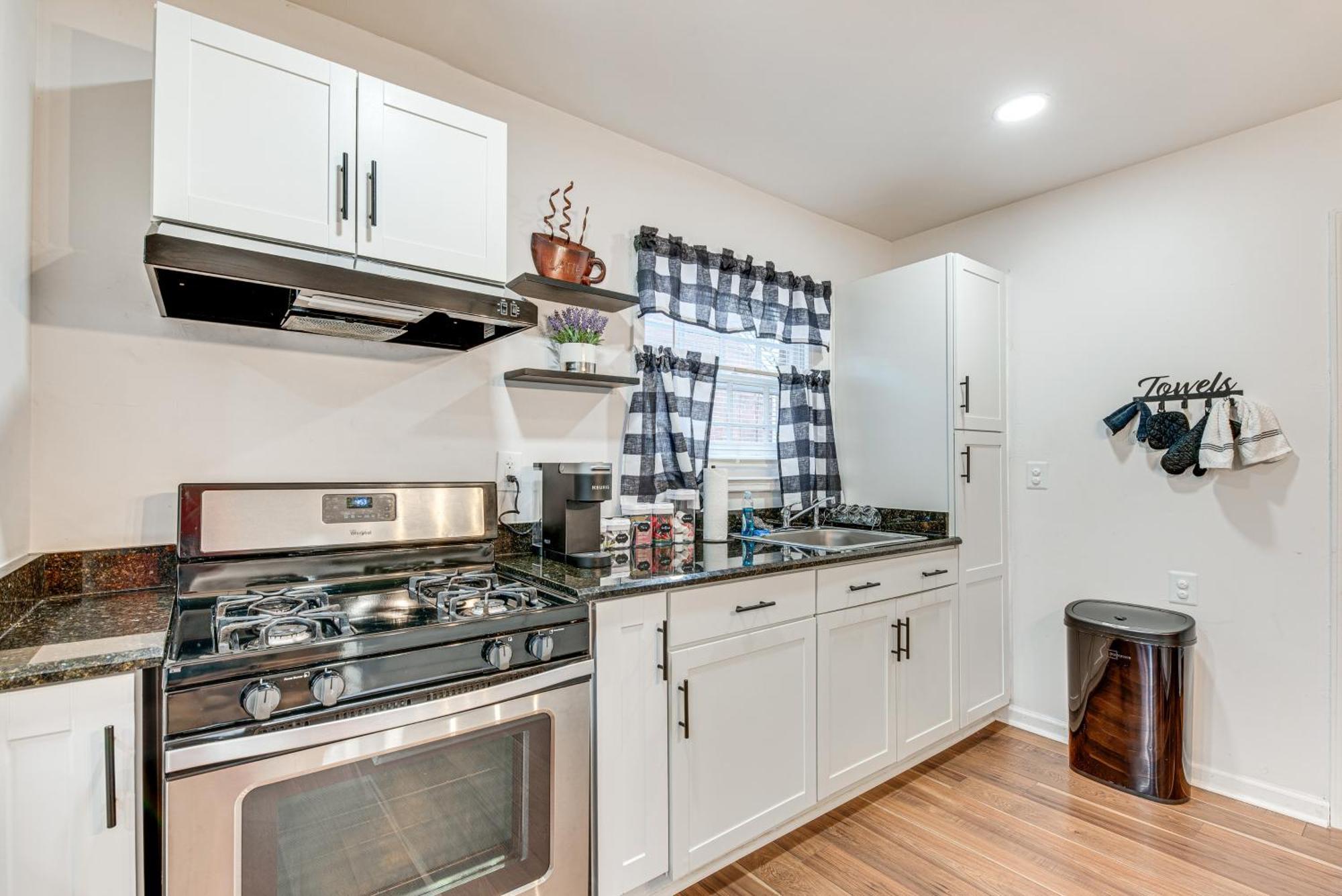 Cozy Abode Near Theme Parks, Golf And Shops