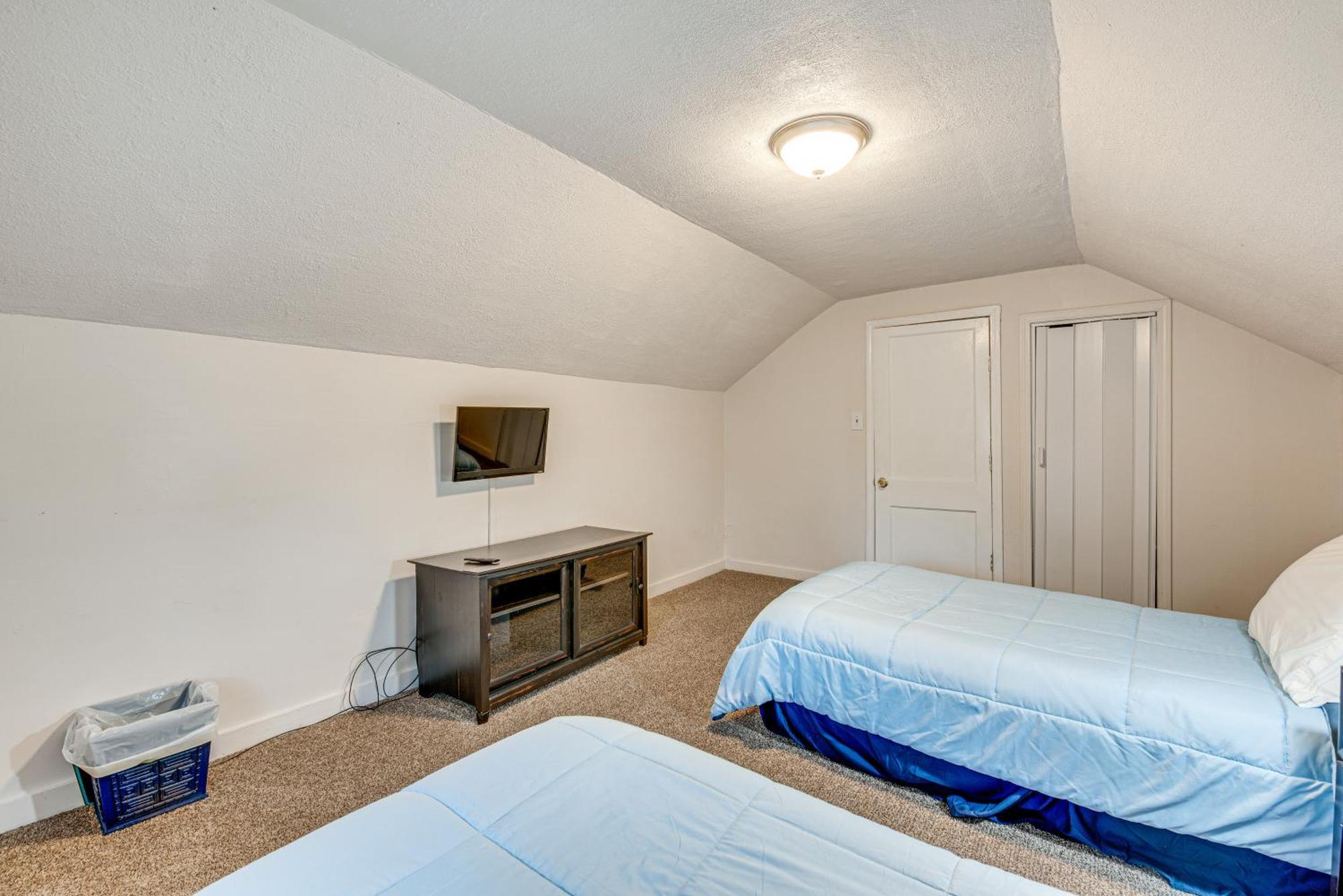 Cozy Abode Near Theme Parks, Golf And Shops