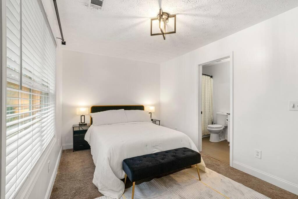 Modern 3bd,2ba Townhome Near Stadiums In Metro-atl Holiday home