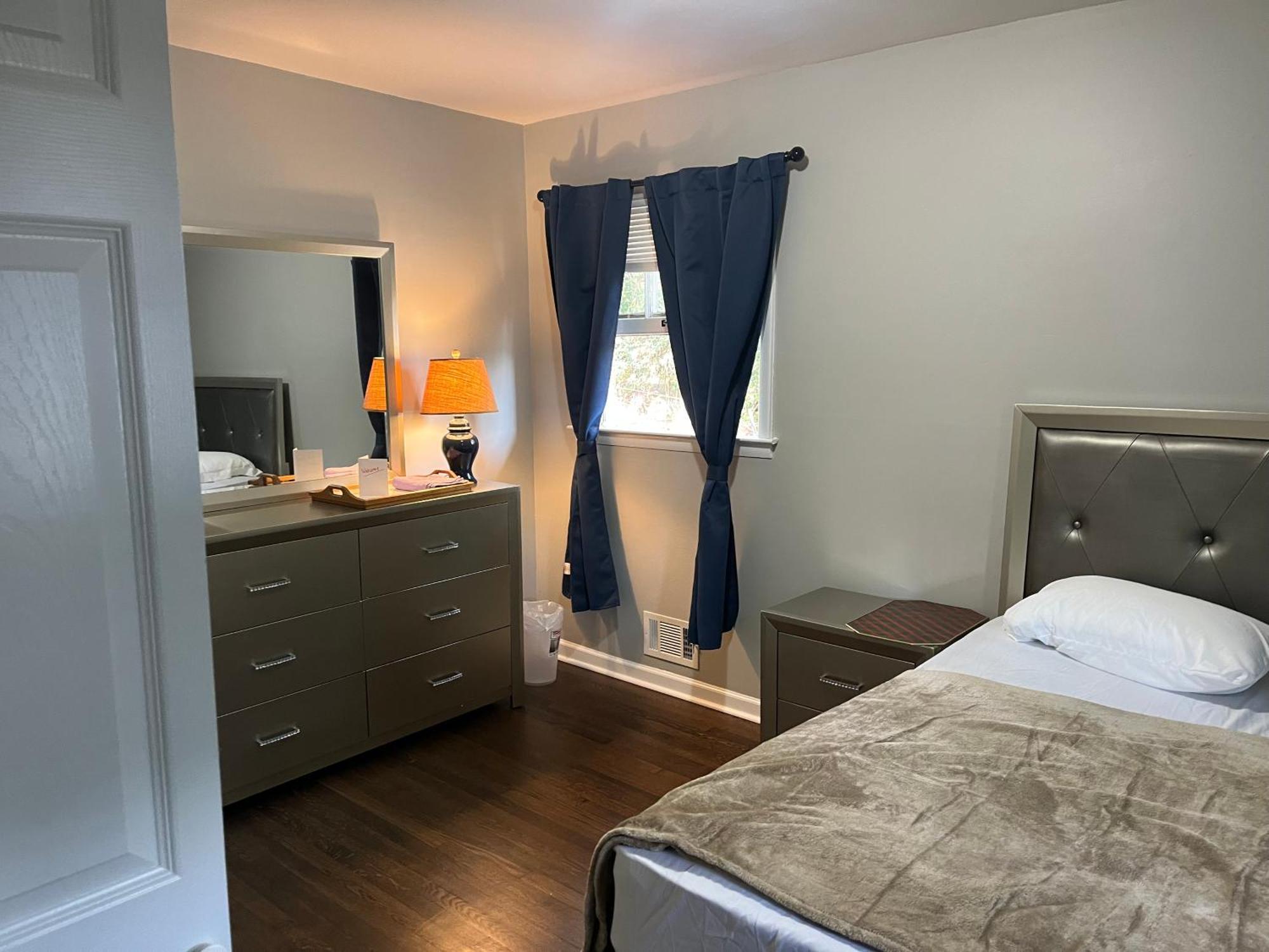 Homestay Hillandale Private With Shared Bathroom Atlanta