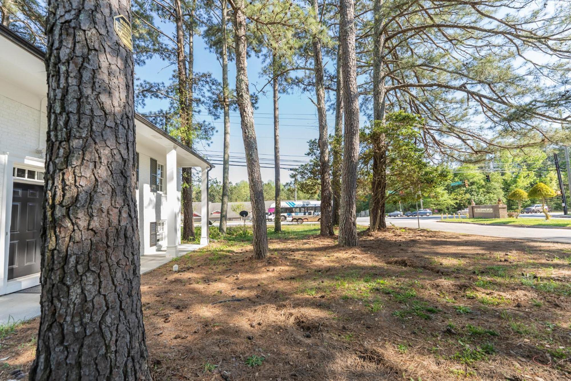 Hillandale Private With Shared Bathroom