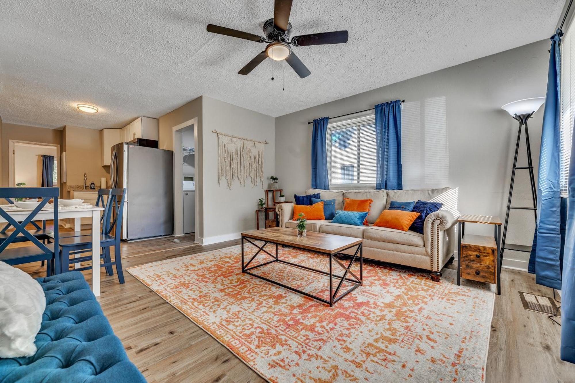 Beautiful House Mins Away From The Airport Holiday home *