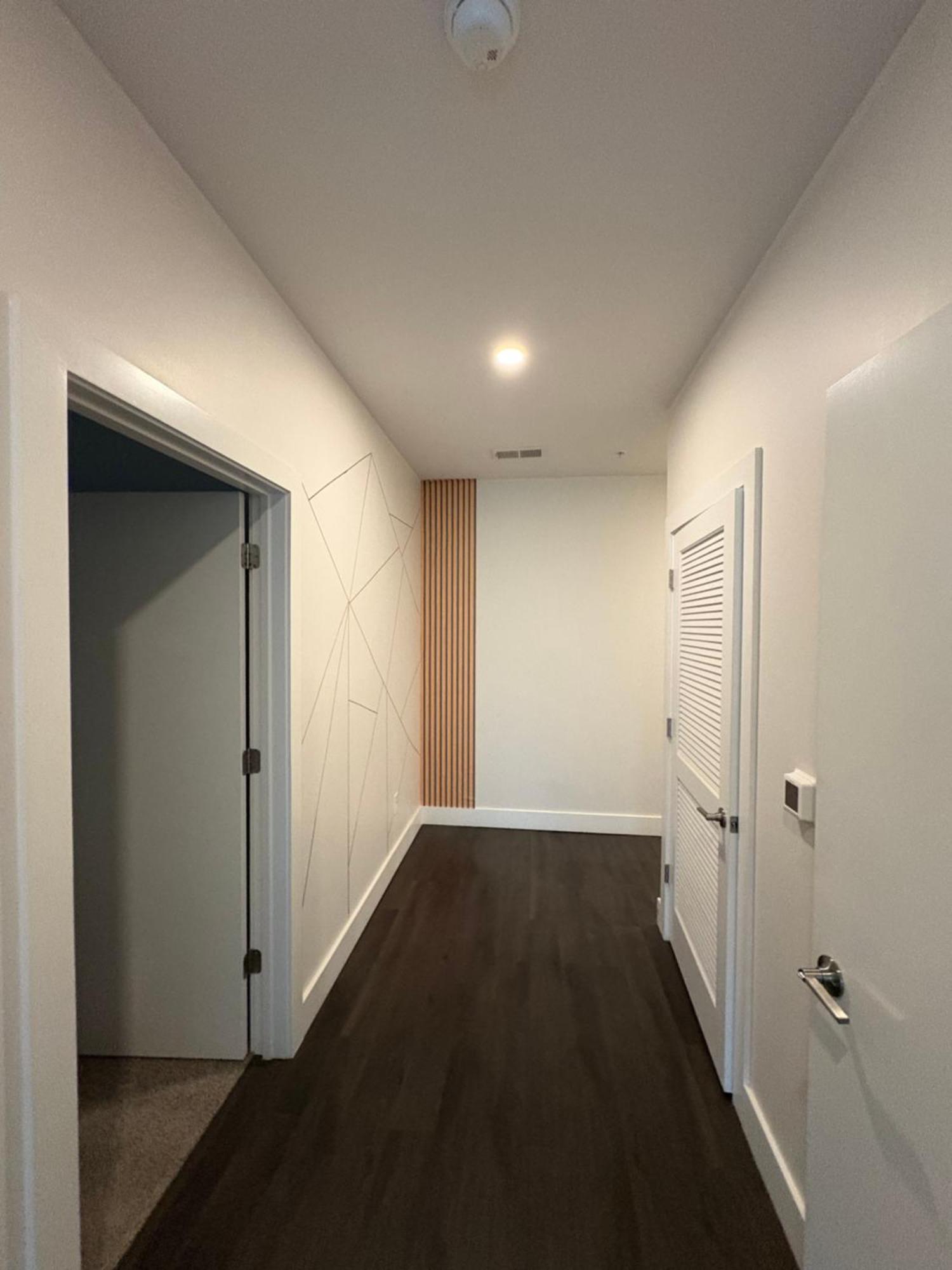 2bd Midtown Atl W-balcony & Black Truck Option Apartment *