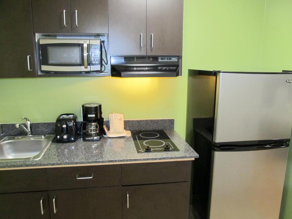 Hotel 6-atlanta, Ga - 2*