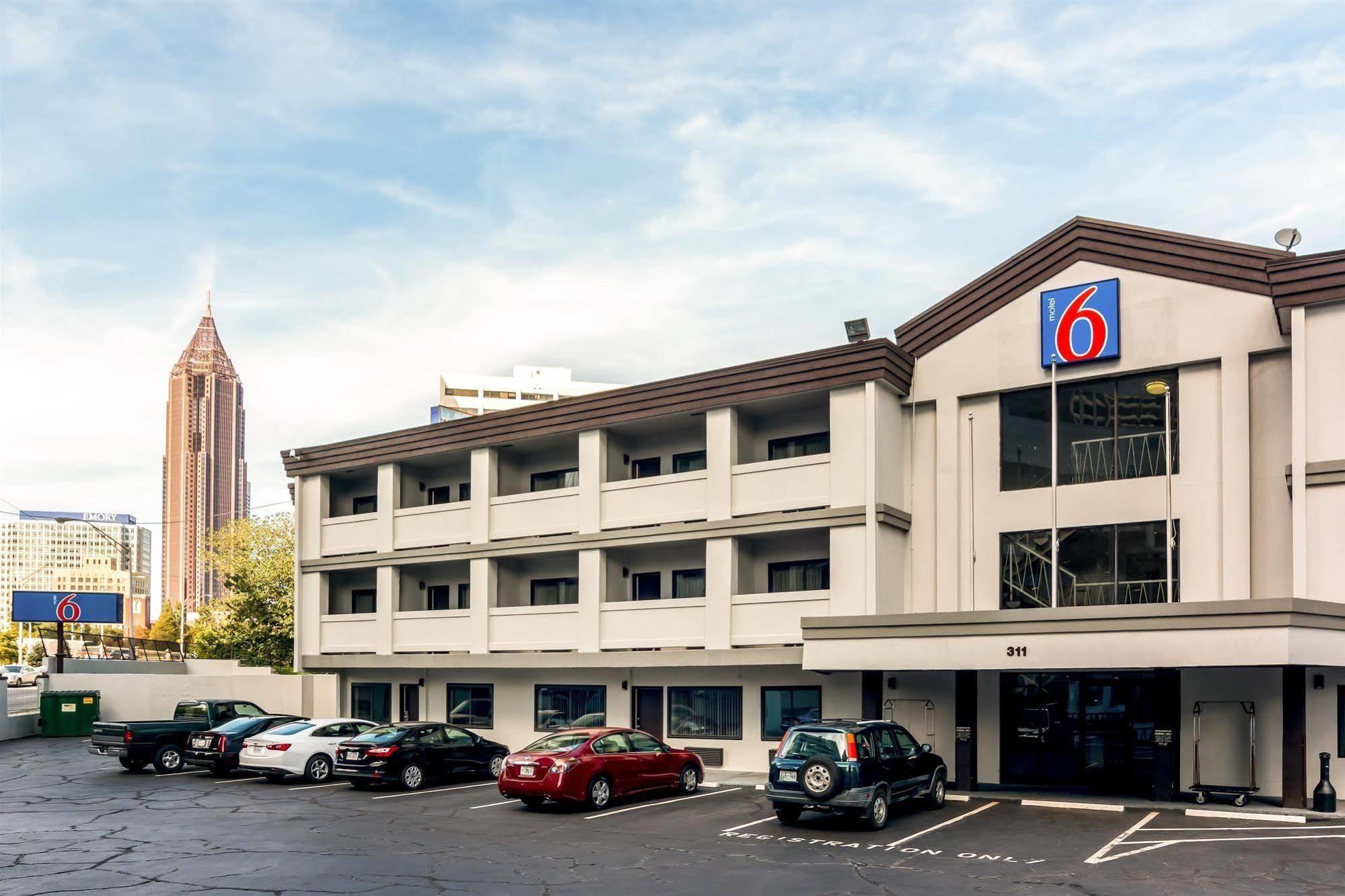 6-atlanta, Ga - Downtown Hotel Atlanta