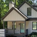 Self Checkin - Full Kitchen - Keyless Entry - Smarttvs