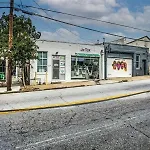 Trendy Castleberry Hill Condo- Walk To Mercedes Benz/ All Downtown Attractions