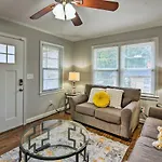 East Point Home About 6 Mi To Downtown Atl