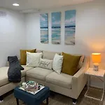 One Bedroom, Downtown Atl Private Apartment!