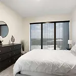 Luxury Apt In West Midtown