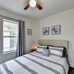New Home In Midtown- Sleeps 11 For Rent In Atlanta