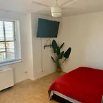 New Atl Dwntwn Condo With Balcony 2