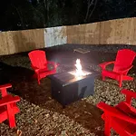 Grove Park- \'Newly Renovated\' Home- Just Mins From Midtown/Downtown Atlanta.