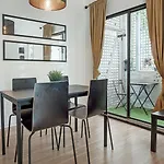 Charming Homey Midtown Oasis W/Tropical Patio