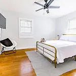 Luxury Home 5 Mins To Mercedes-Benz Stadium