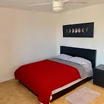Atl Downtown/Midtown Condo W/ Balcony