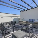 Loft Style Spacious Lux Apt 102, Sleeps 6