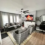 Calm 4Br-3Ba 10 Min Dt Airport By Lsp Homes