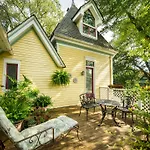 Sugar Magnolia Bed And Breakfast