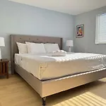 Heart Downtown 2Bd Onsite Parking City View King Bed Lm1106