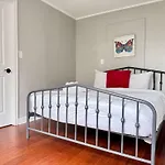 2Br Chic Downtown Atl Condo W Free Parking Lm602