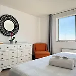 Heart Atl Downtown High Rise 2B2B Condo Lm2206