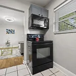 Cozy 2 Bedroom With Serene Ambiance