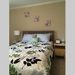 Downtown 1 Bedroom Apt 20L