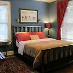 Greenwood Bed And Breakfast