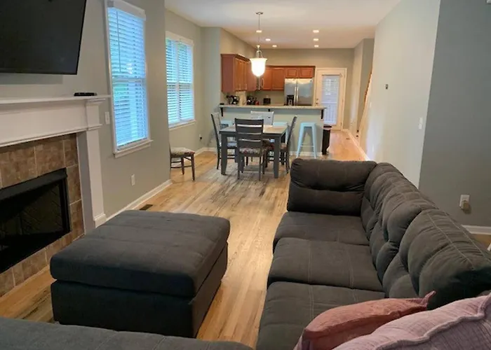 Self Checkin - Full Kitchen - Keyless Entry - Smarttvs