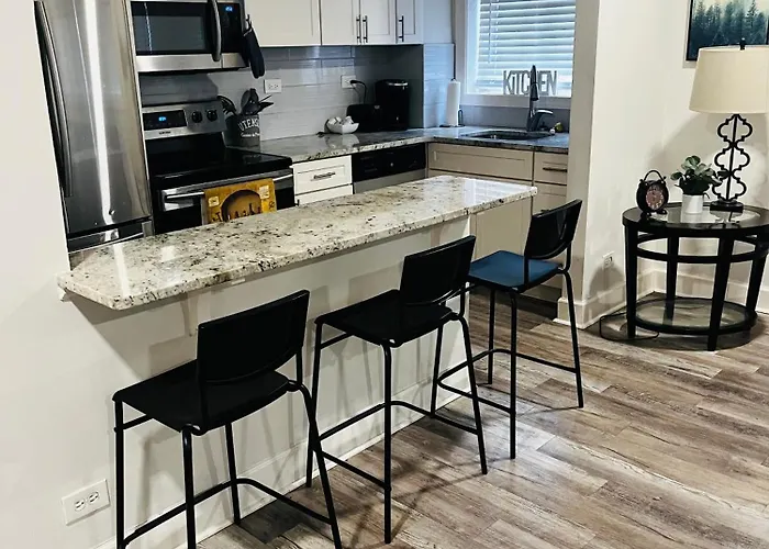 Cozy Downtown Atlanta Condo