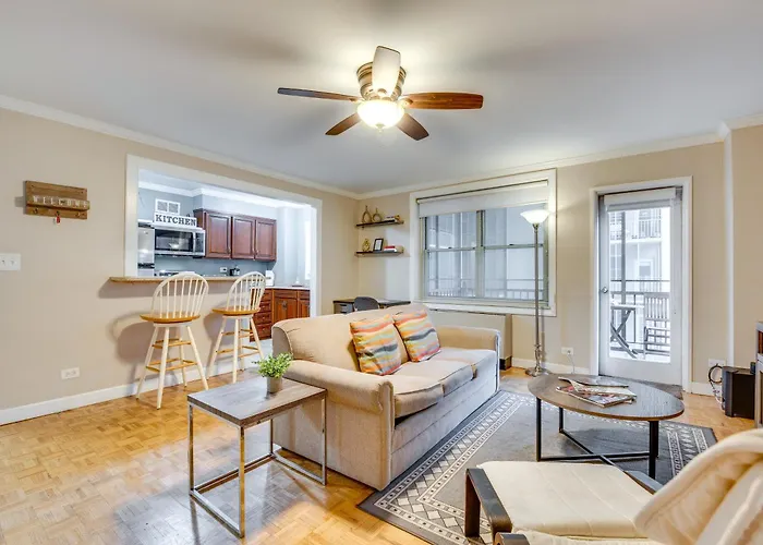 Downtown Atlanta Condo Balcony, Walkable Area