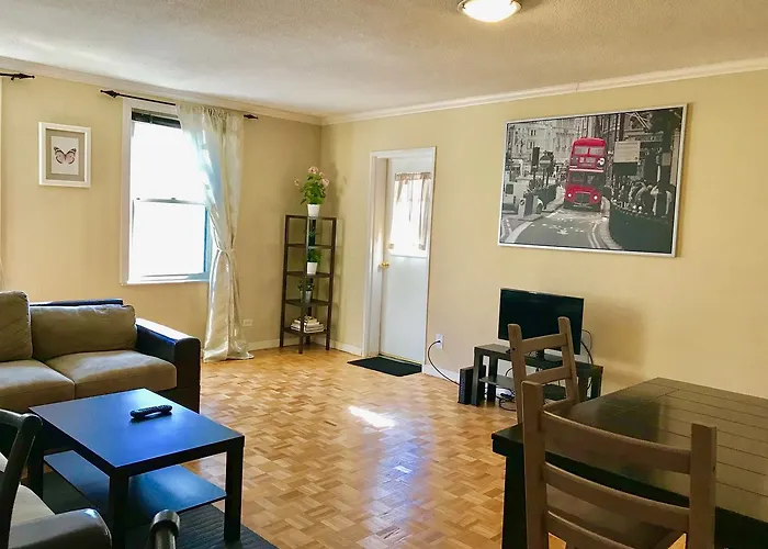 Downtown 1 Bedroom Apt 20L