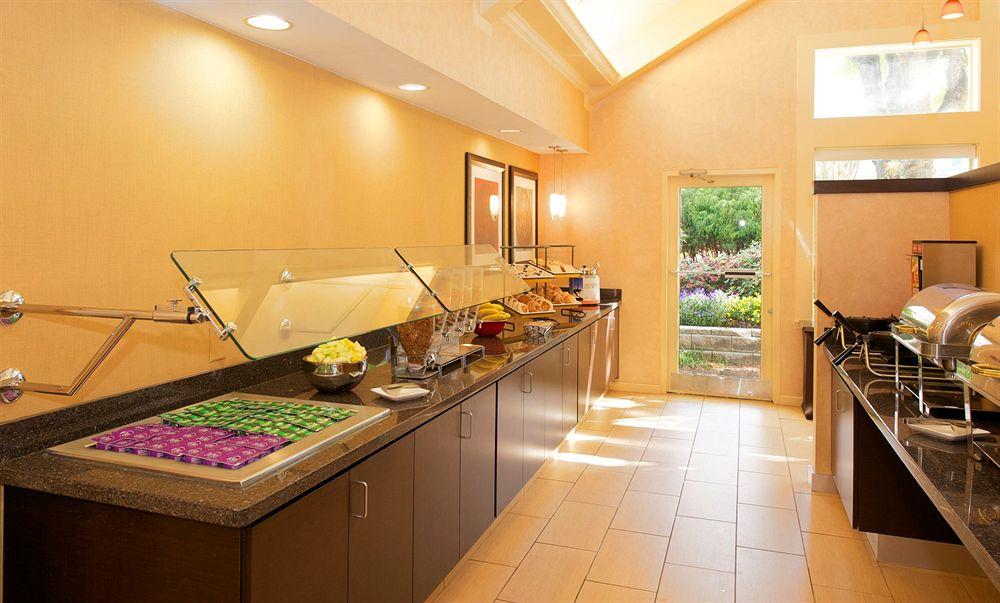 Buckhead/lenox Park 3*