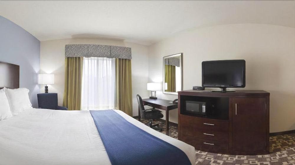 Hotel Express & Airport West - Camp Creek By Ihg