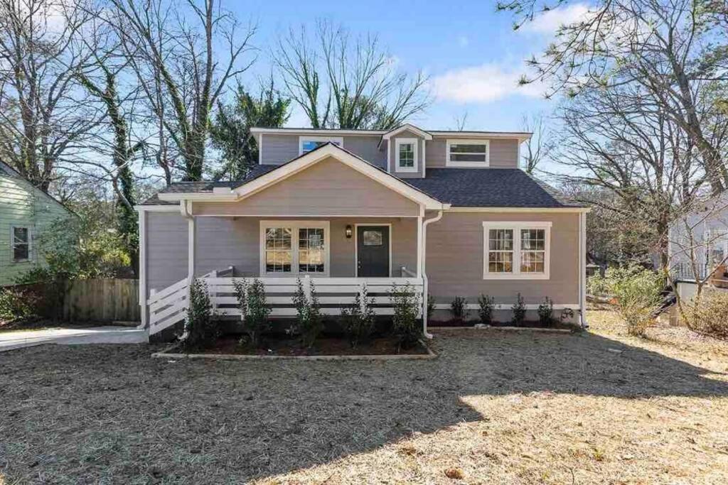 Holiday home Modern Home:3 Bedroom;2.5 Bath Near M-benz Stadium