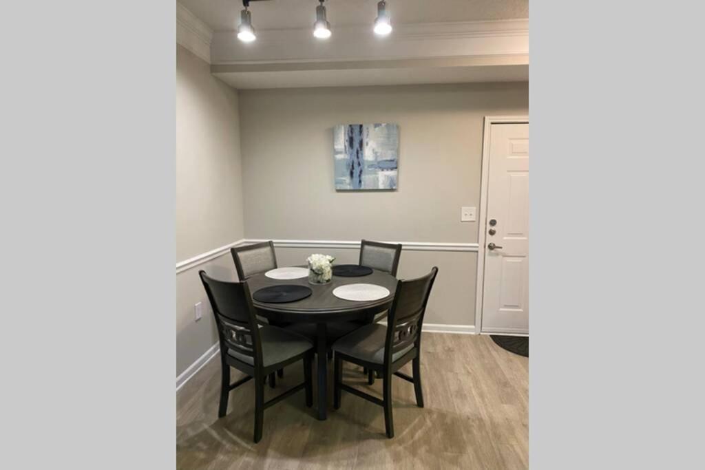 Apartment Entire 2 Bedroom Luxury Buckhead/brookhaven Atlanta