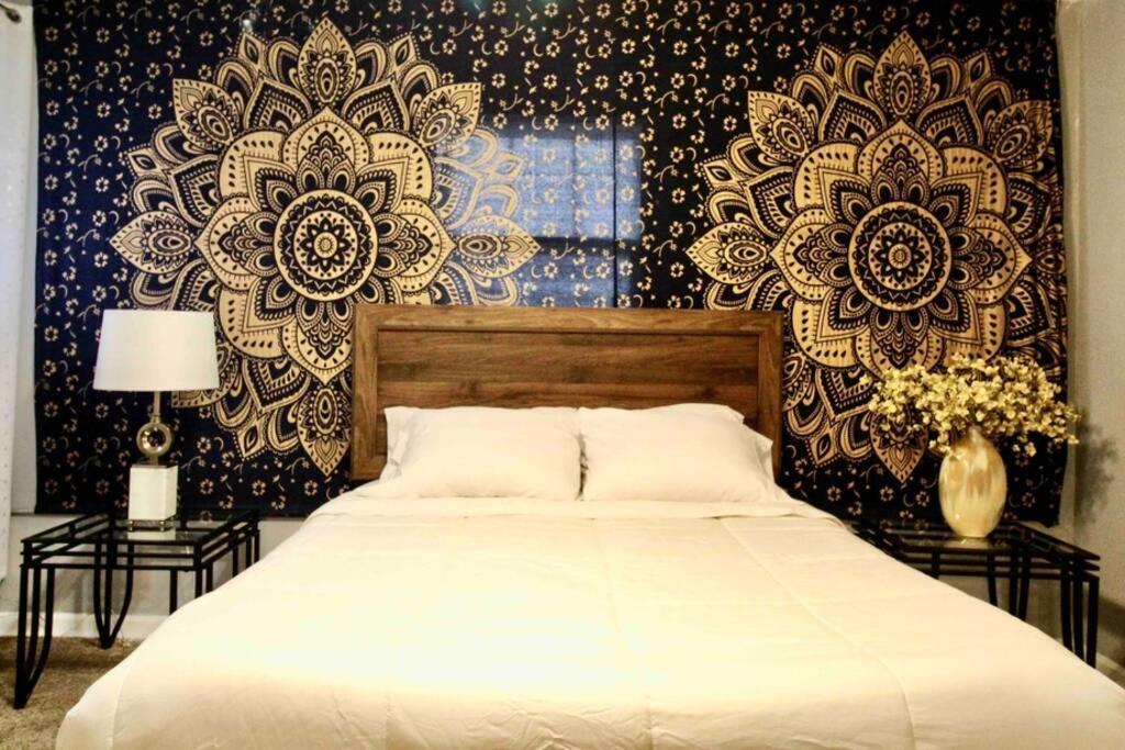 Serene & Elegant Smart Location & Pkg Holiday home