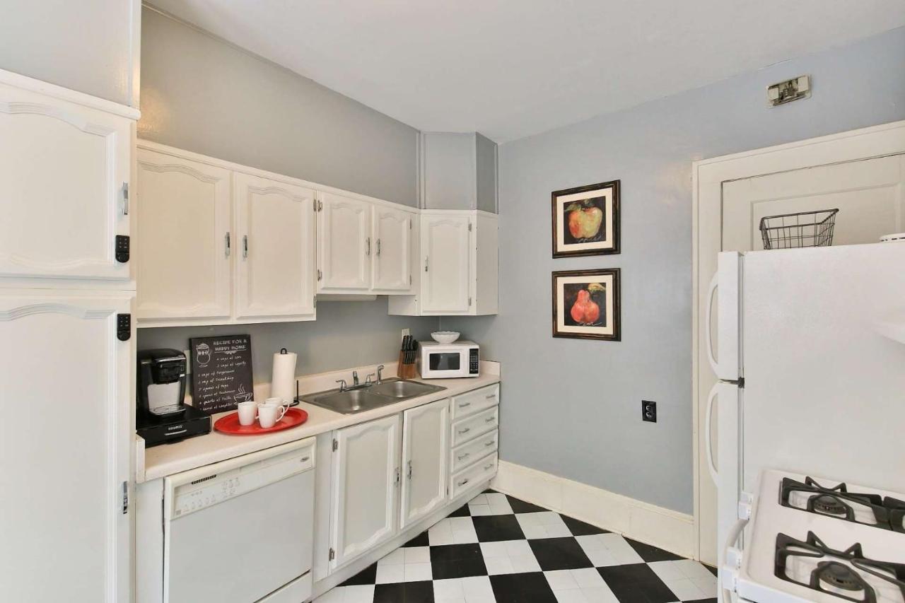 1266 Monroe Drive 1 Holiday home *