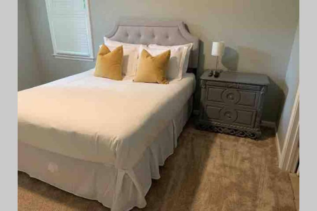 Self Checkin - Full Kitchen - Keyless Entry - Smarttvs * Atlanta