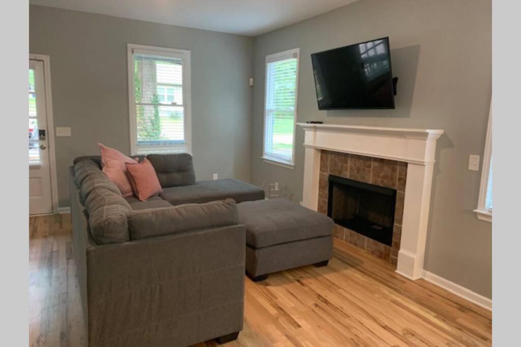 Self Checkin - Full Kitchen - Keyless Entry - Smarttvs Atlanta
