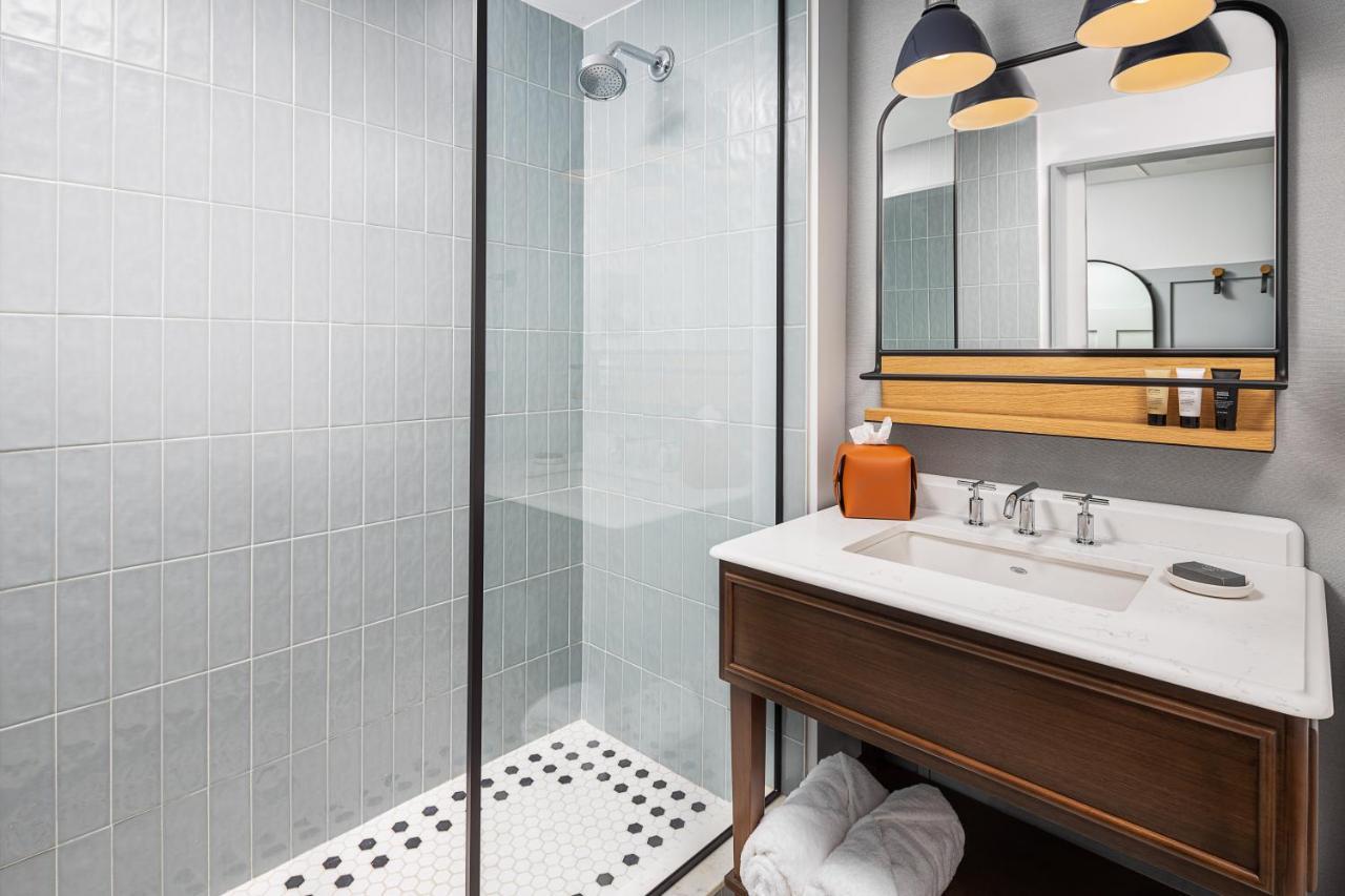 Wylie Atlanta, Tapestry Collection By Hilton Hotel Atlanta
