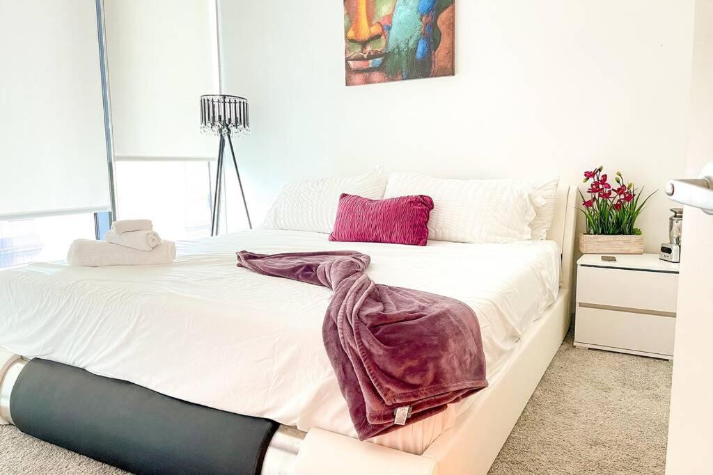 ✦2b/2b Luxury Buckhead Highrise W/ View✦ Apartment
