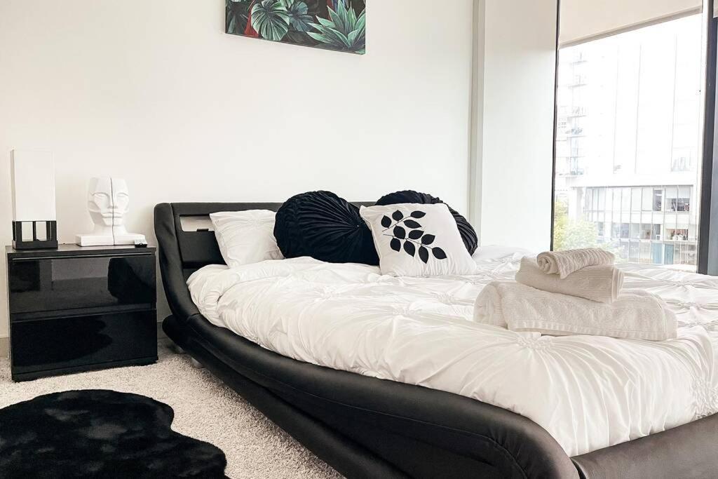 ✦2b/2b Luxury Buckhead Highrise W/ View✦
