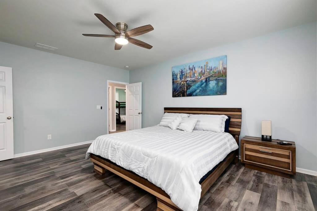 Holiday home Relaxing Luxury Near Airport & Downtown