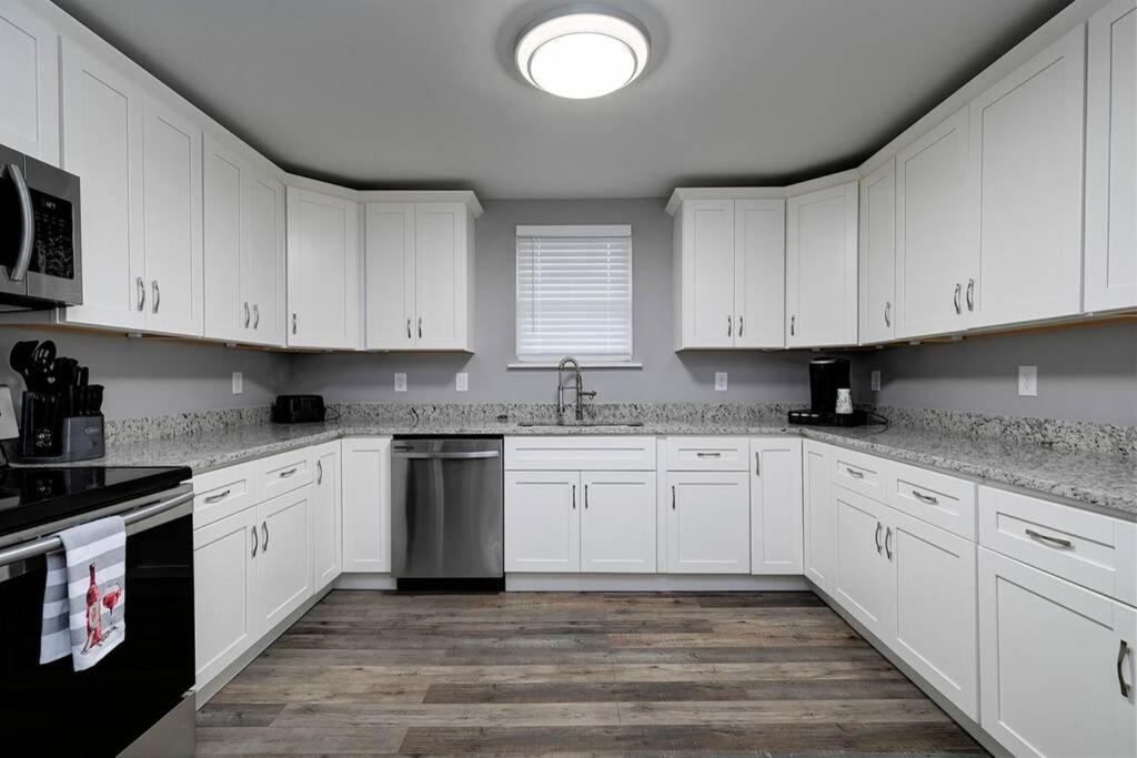 Holiday home Relaxing Luxury Near Airport & Downtown