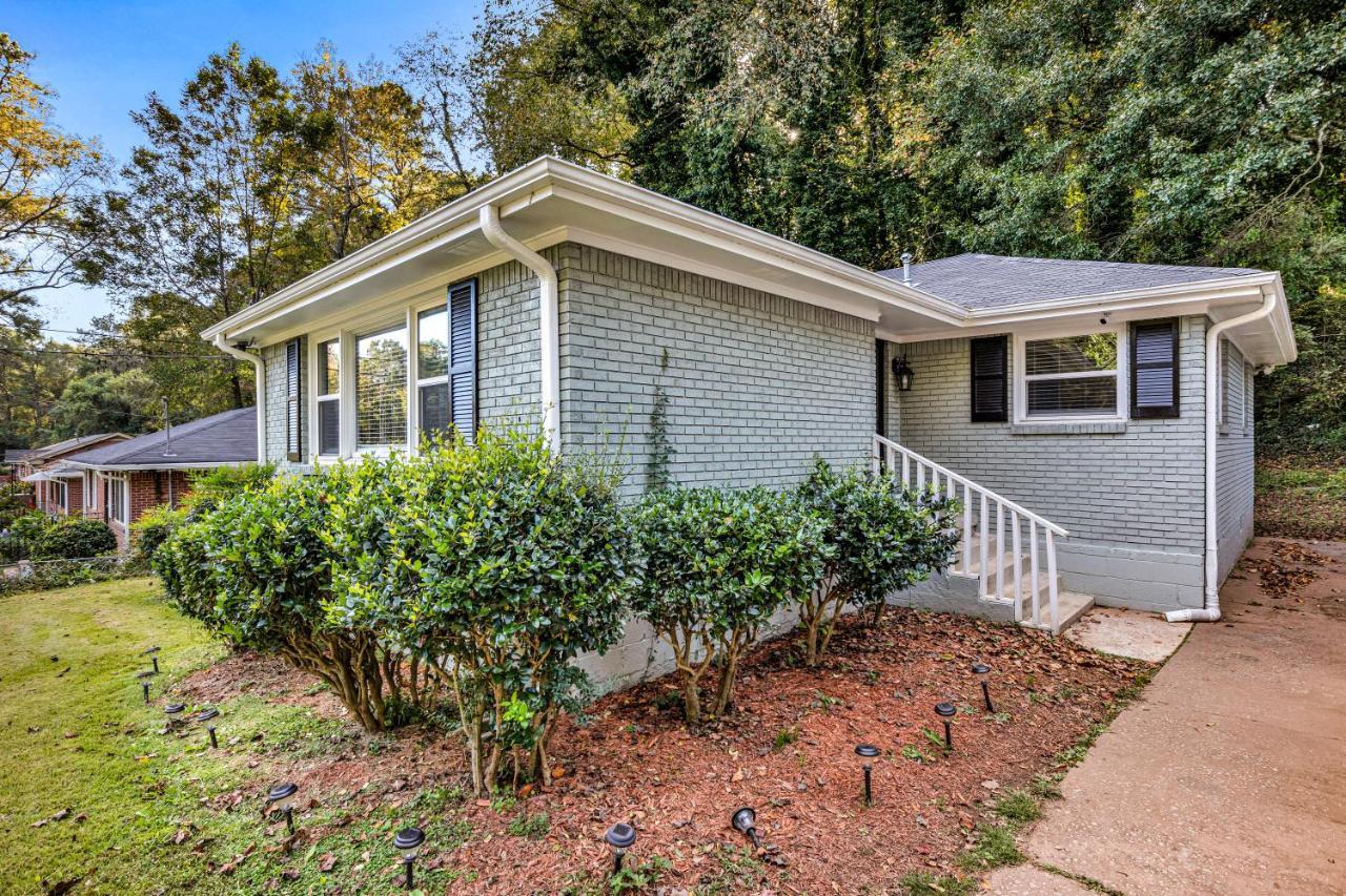 Charming Ranch 10 Mins From Atl Airport & Midtown *