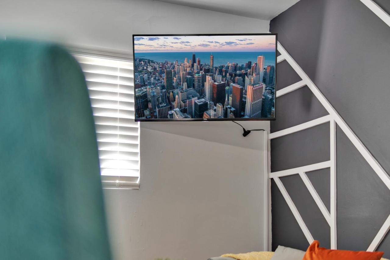 Cool And Comfy In Mechanicsville Apartment